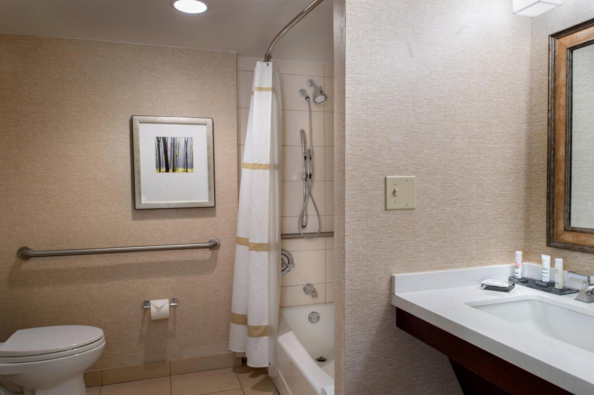 Marriott St. Louis West Hotel Chesterfield Ngoại thất bức ảnh